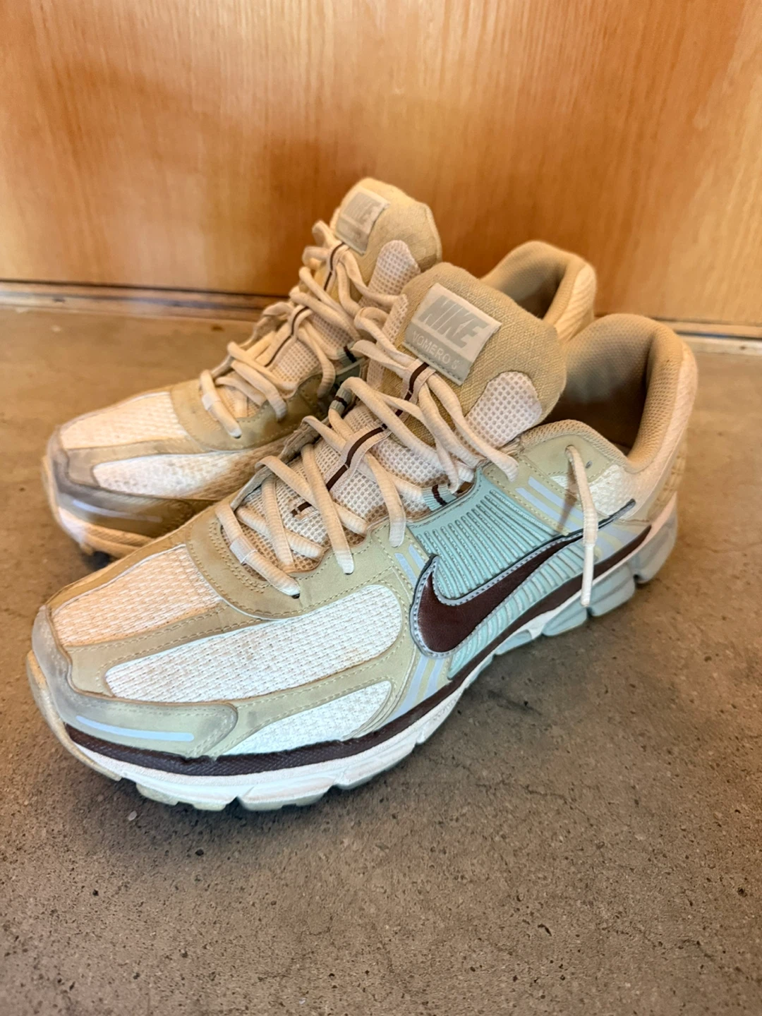 Men’s Nike Vomero 5 SE - Size 12