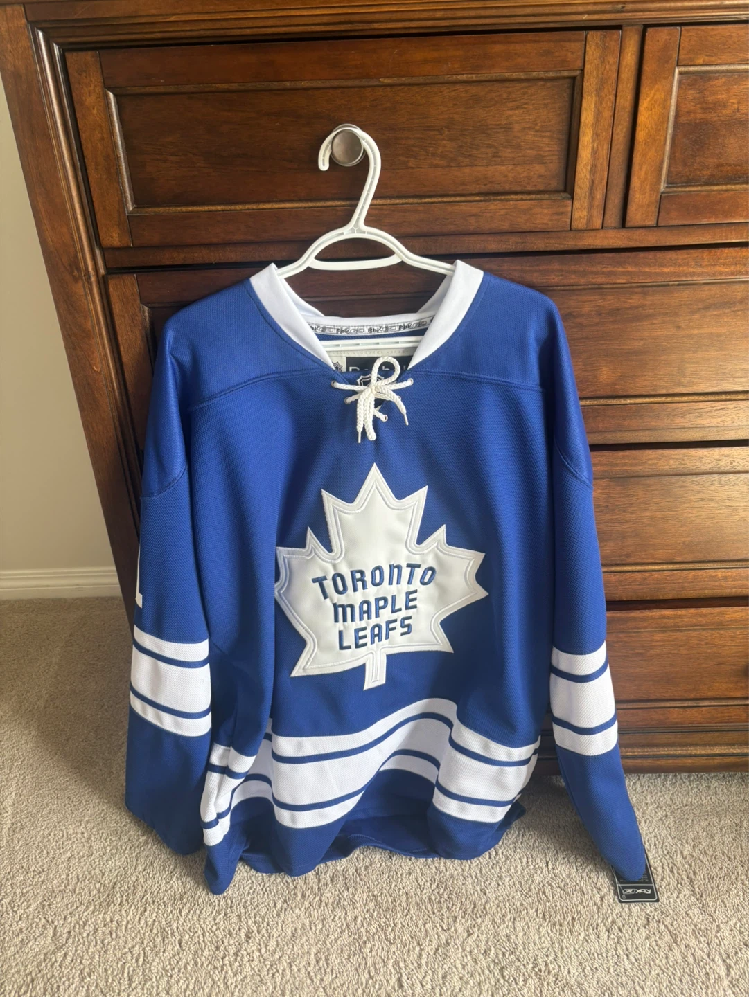 James van Riemsdyk Toronto Maple Leafs jersey