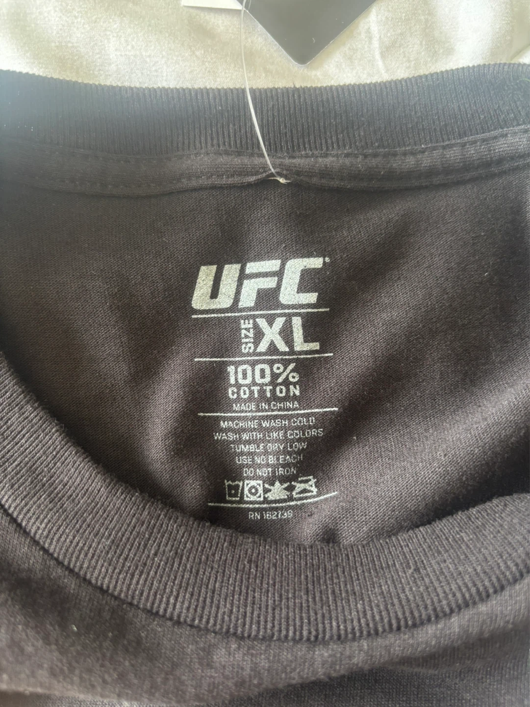 Conor McGregor ufc shirt - photo 2