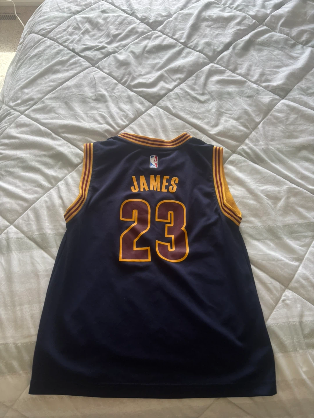 LeBron James Cavaliers jersey - photo 2