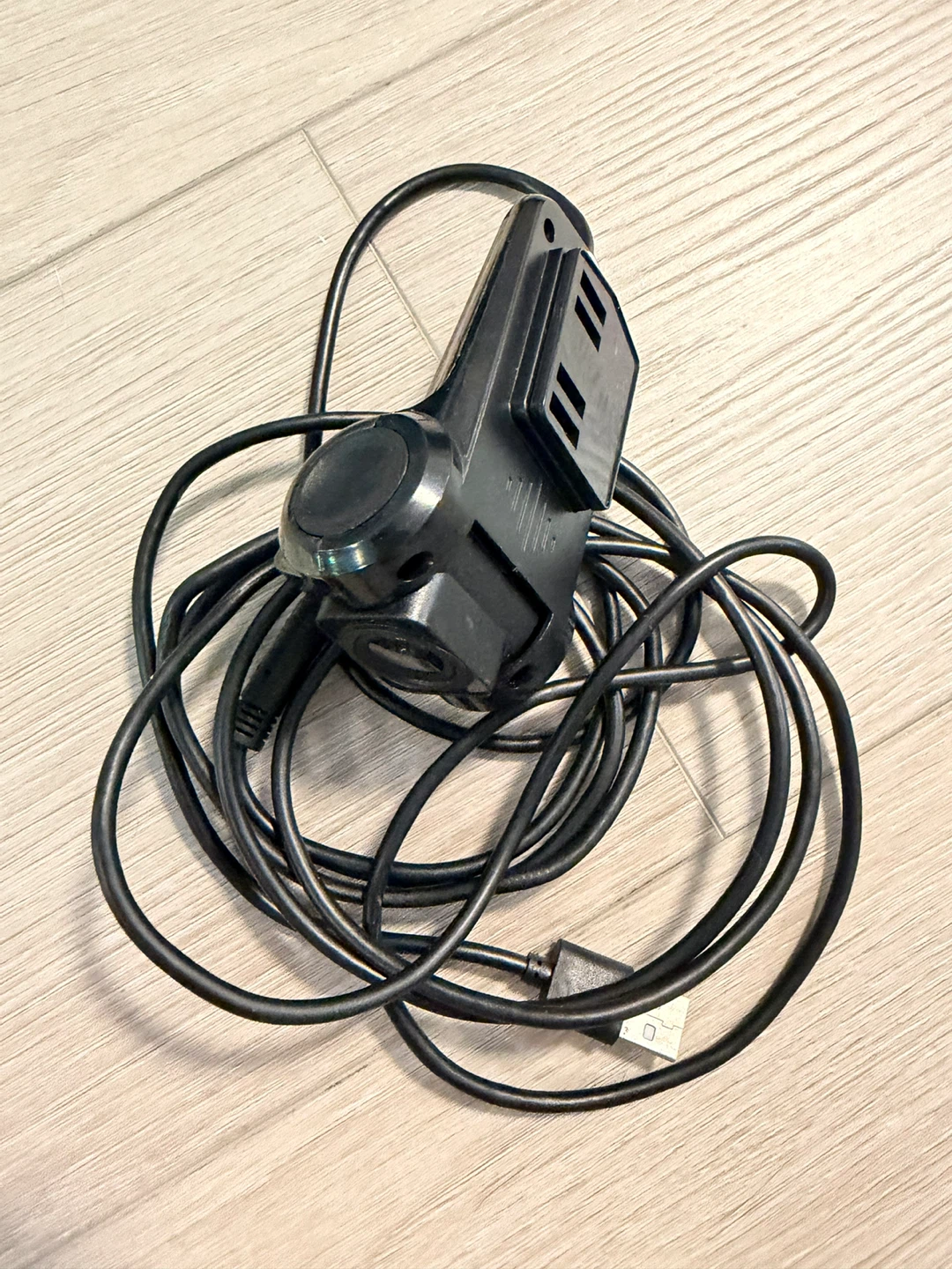 Black USB dashcam