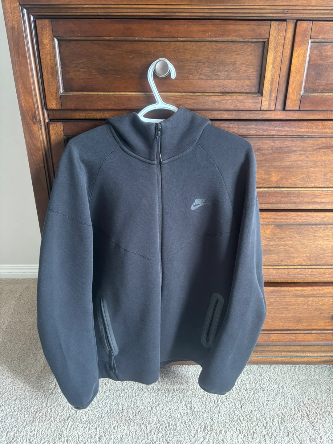 Black Nike Tech Fleece