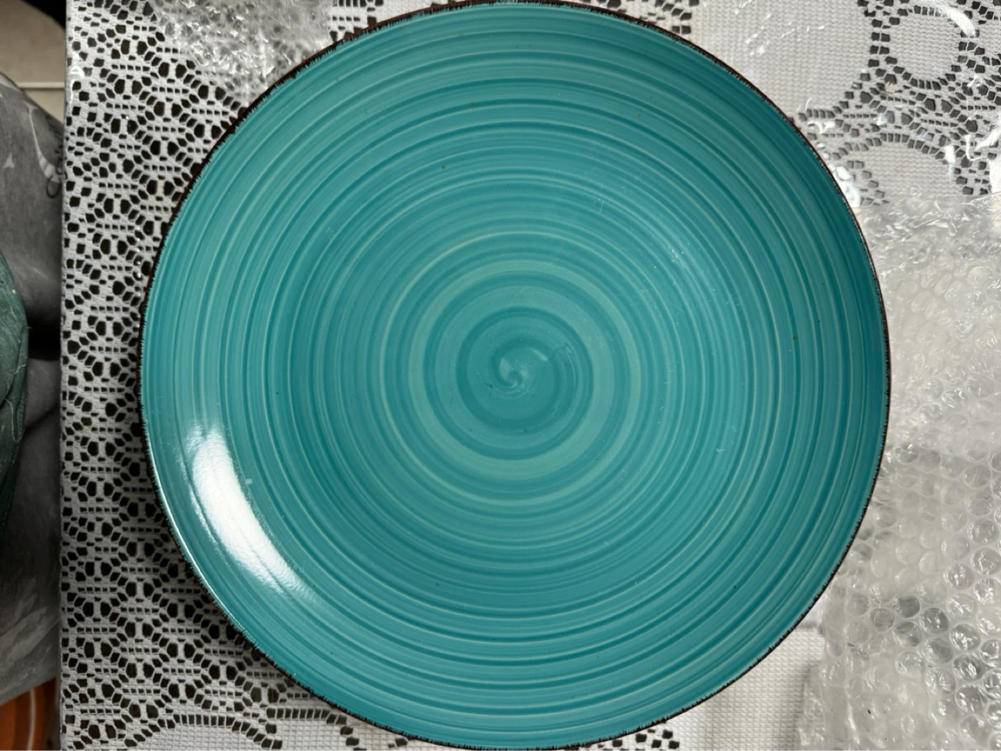 Set of 12 Turquoise Swirl Dinner Plates