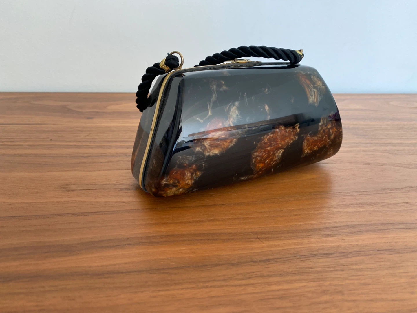 Vintage Black & Tortoiseshell Lucite Handbag - photo 4
