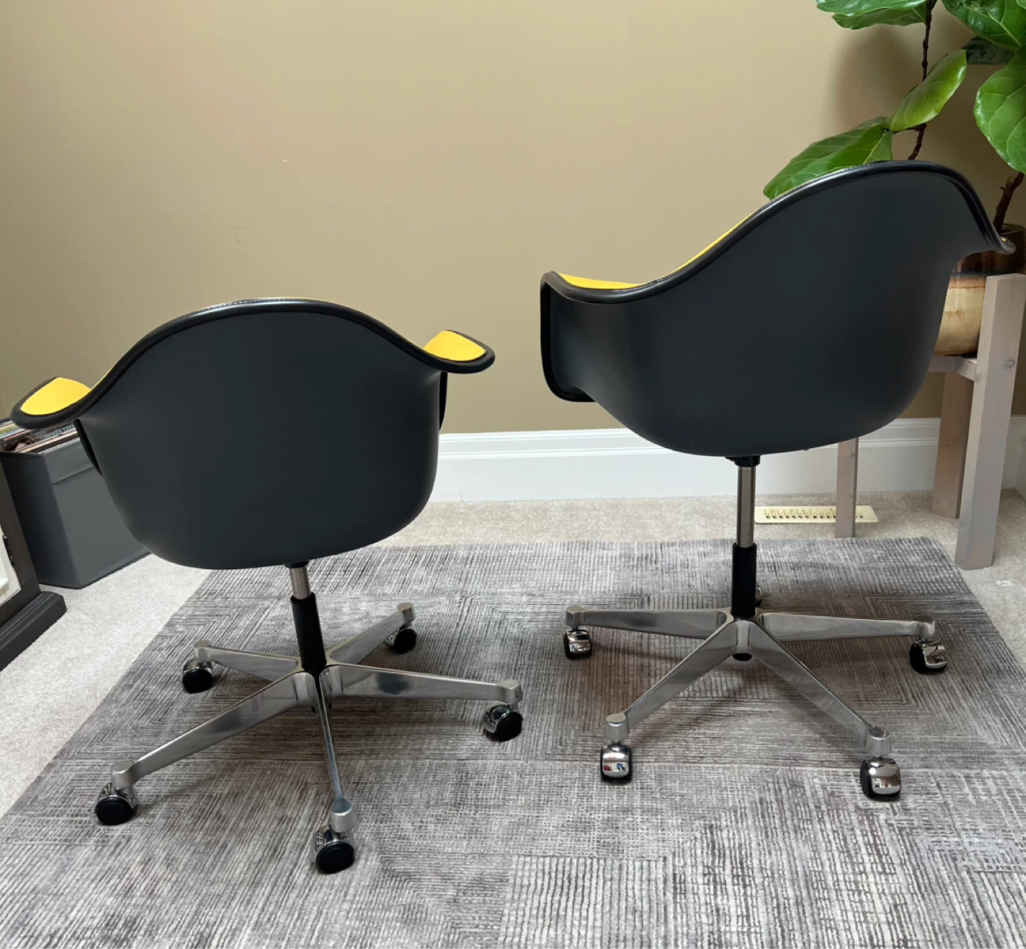 Authentic Herman Miller Eames Task Chairs - photo 4