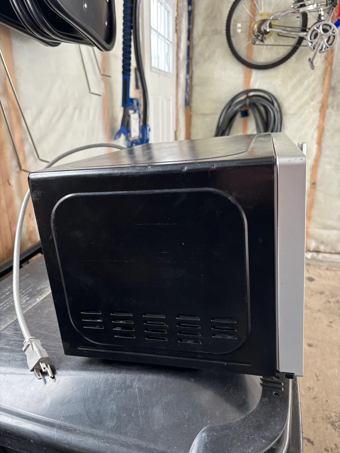 Hamilton Beach Microwave - photo 2