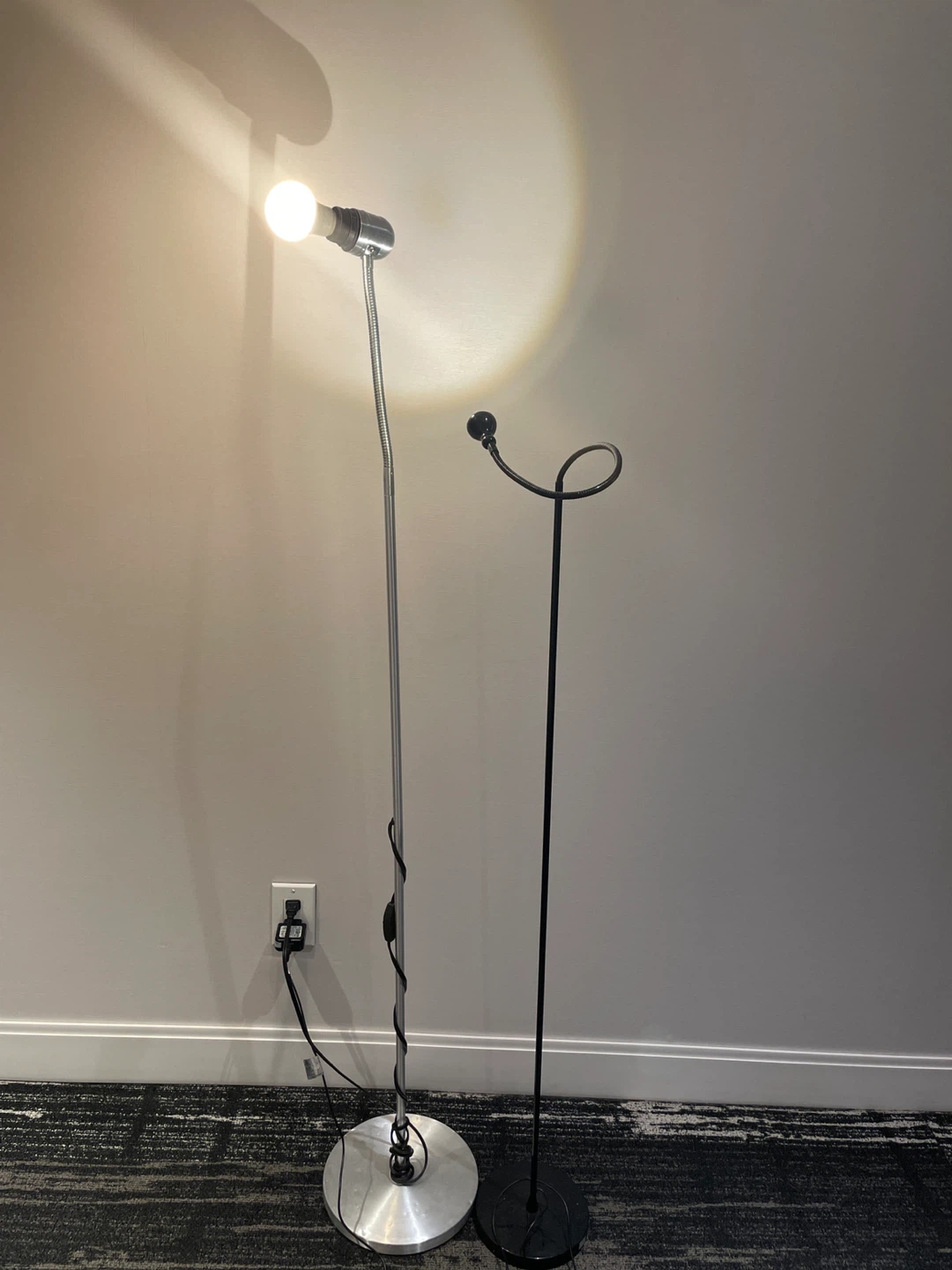 2 Floor lamps