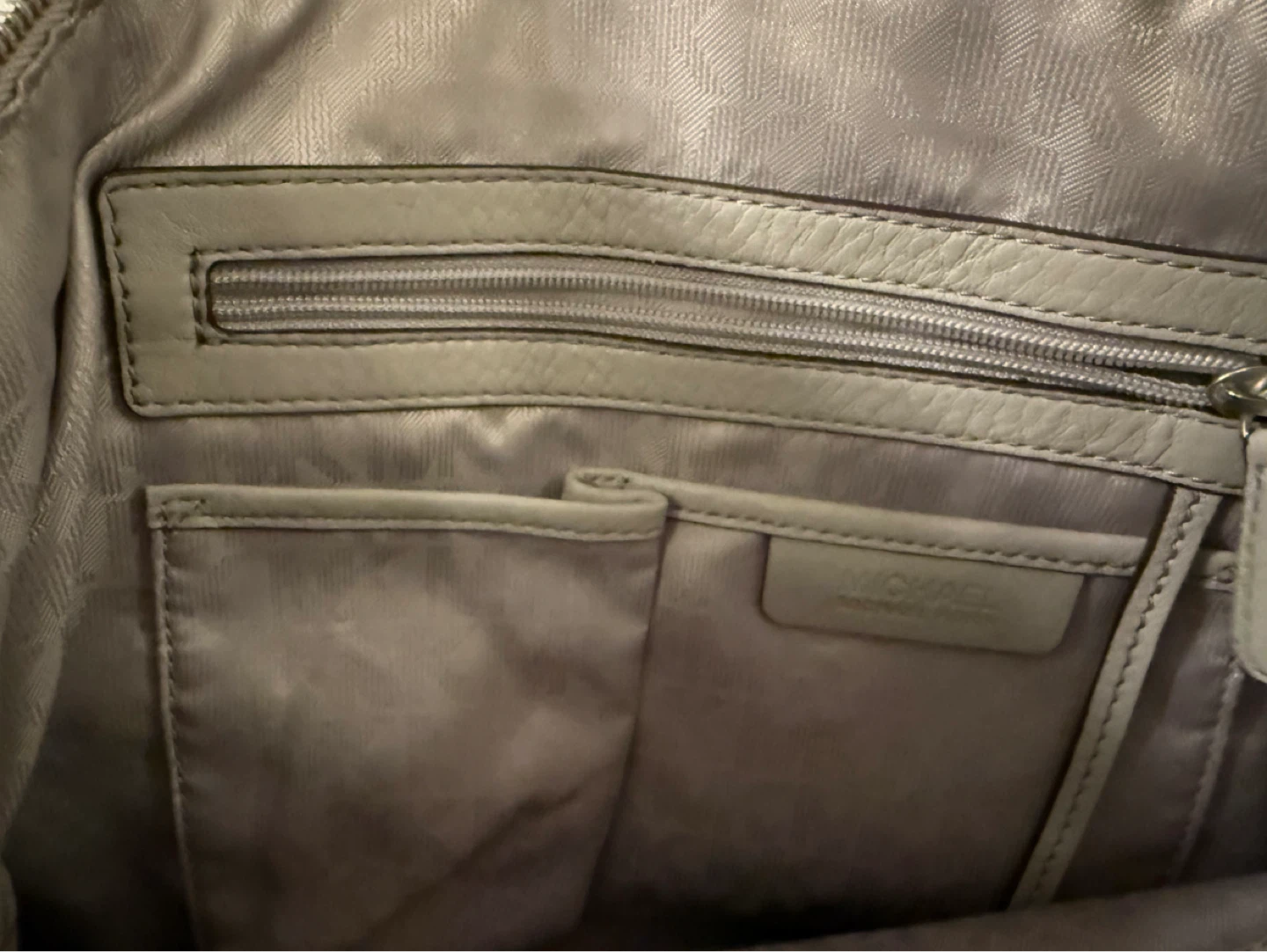 Michael Kors Grey Leather Tote Bag - photo 4