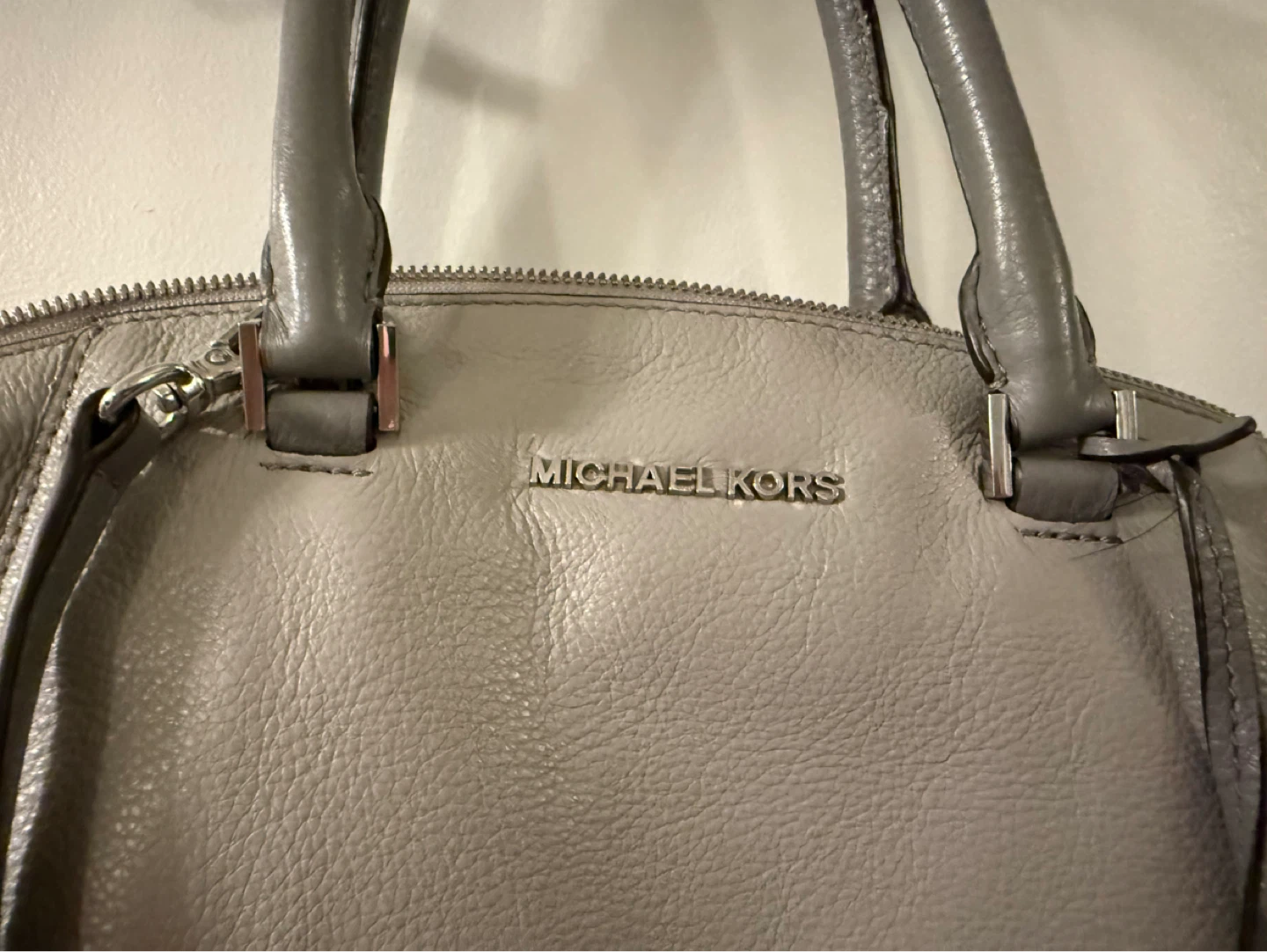 Michael Kors Grey Leather Tote Bag - photo 2