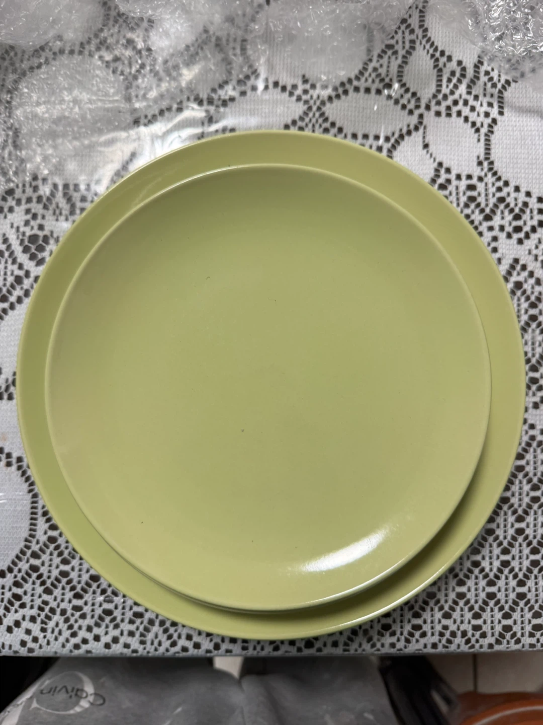 Set of 9 Light Green Ceramic Dinner Plates - photo 2