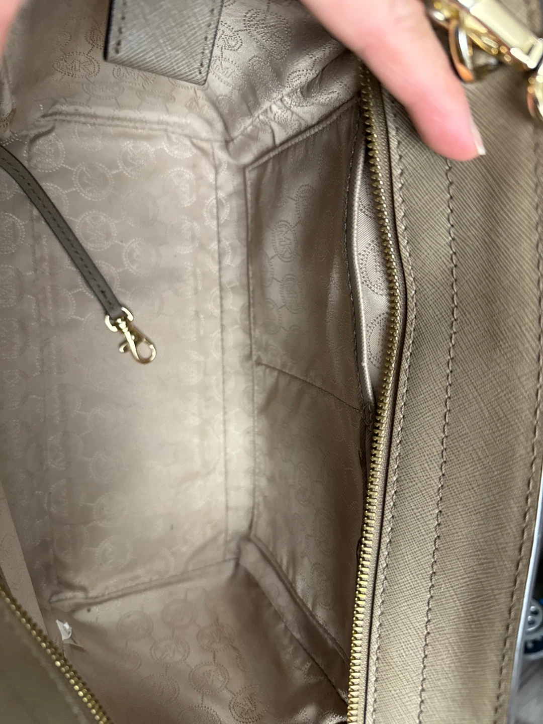 Michael Kors Taupe Leather Satchel Handbag - photo 3