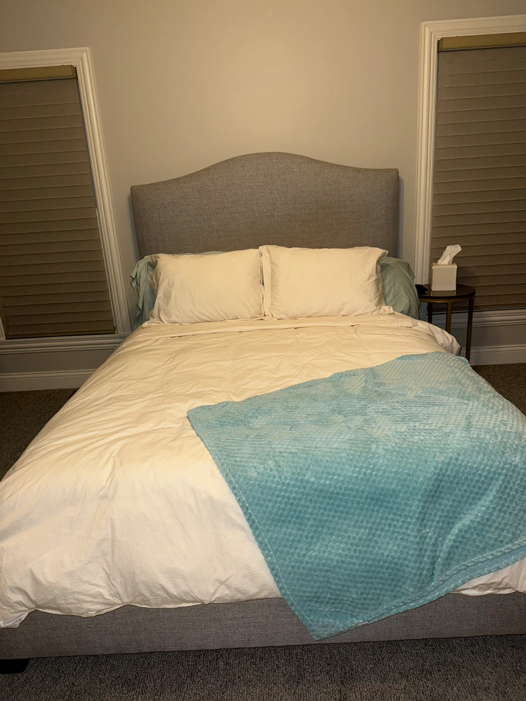Pottery Barn Raleigh Upholstered Bed Q h - photo 5