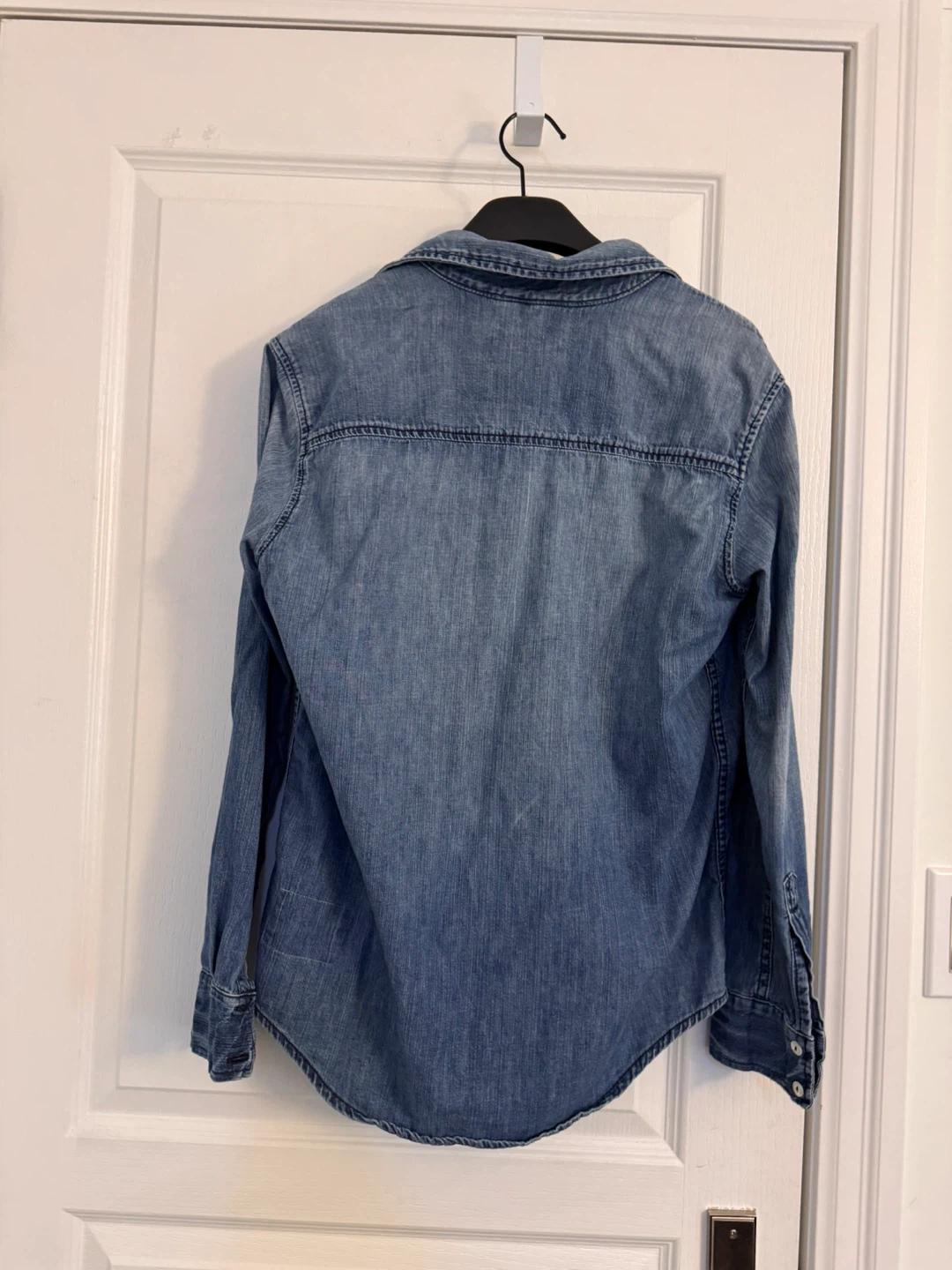TNA Denim Shirt Size S - photo 2