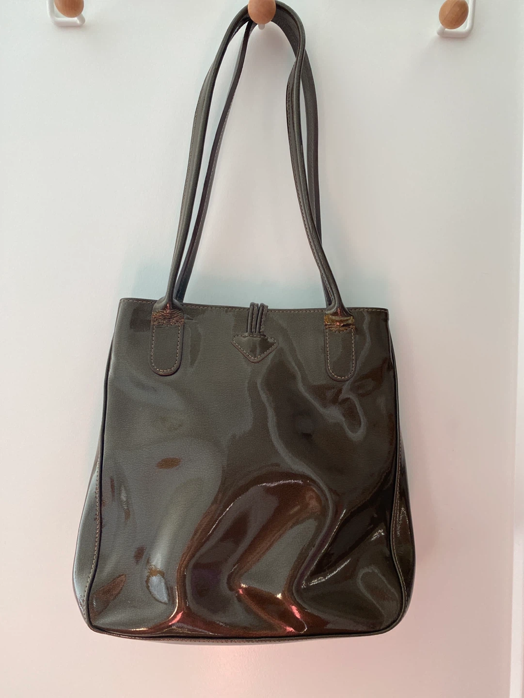 Longchamp Patent Leather Tote Bag - photo 3