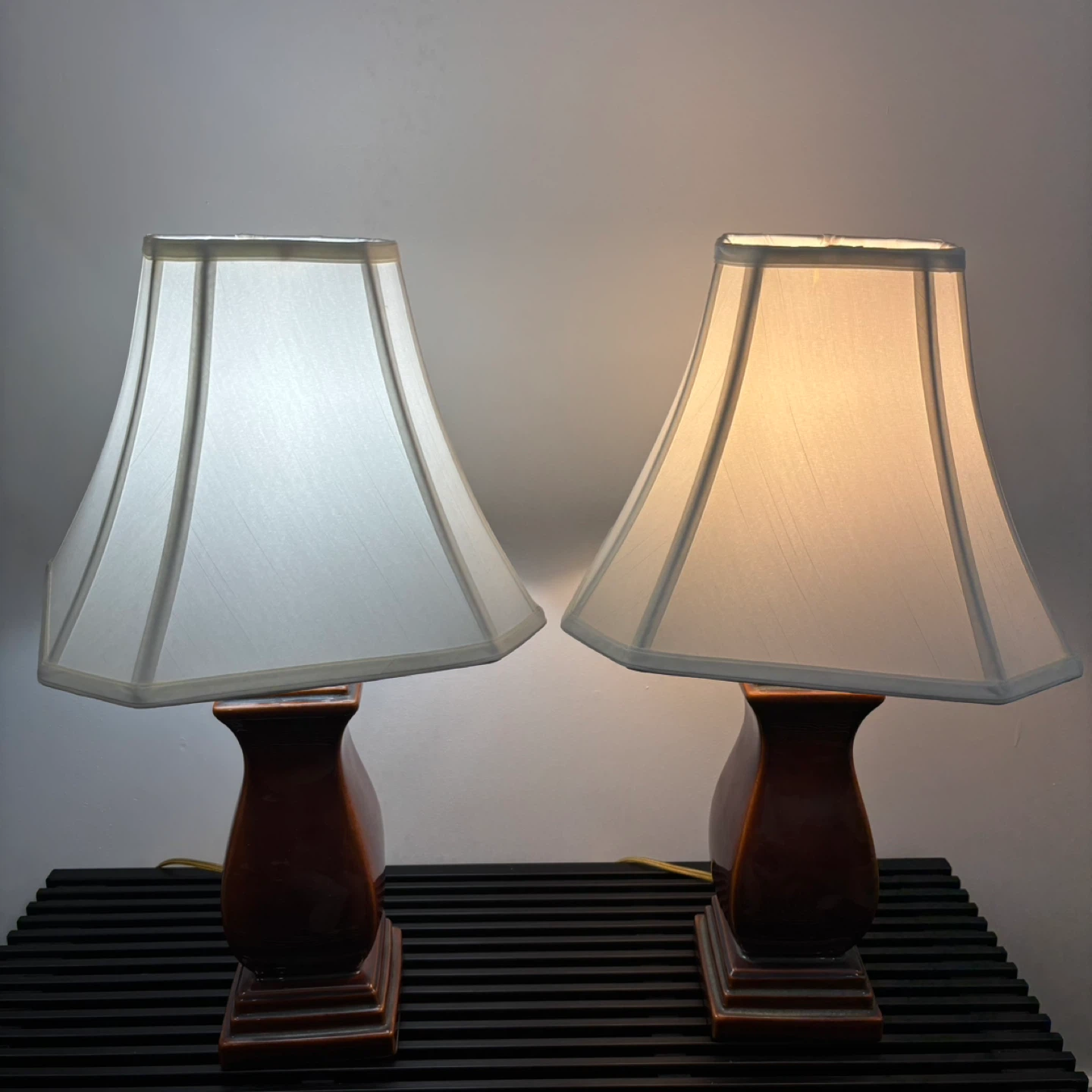Pair of Vintage Ceramic Table Lamps - photo 2