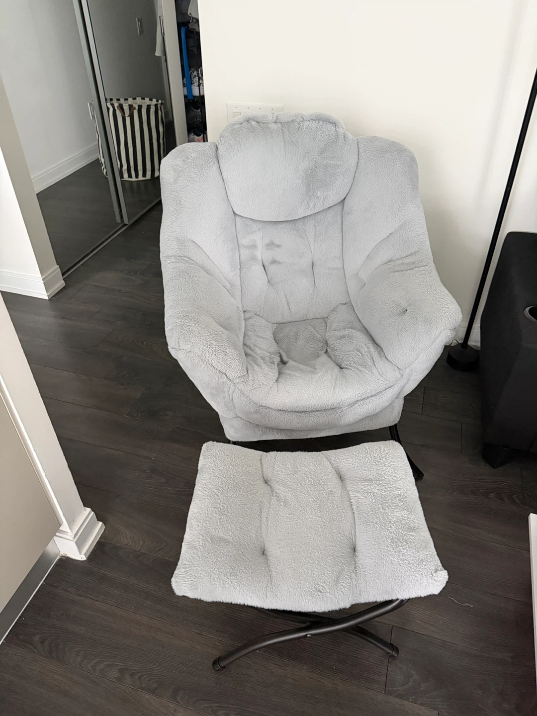 Fluffy Accent Chair with Ottoman - Grey