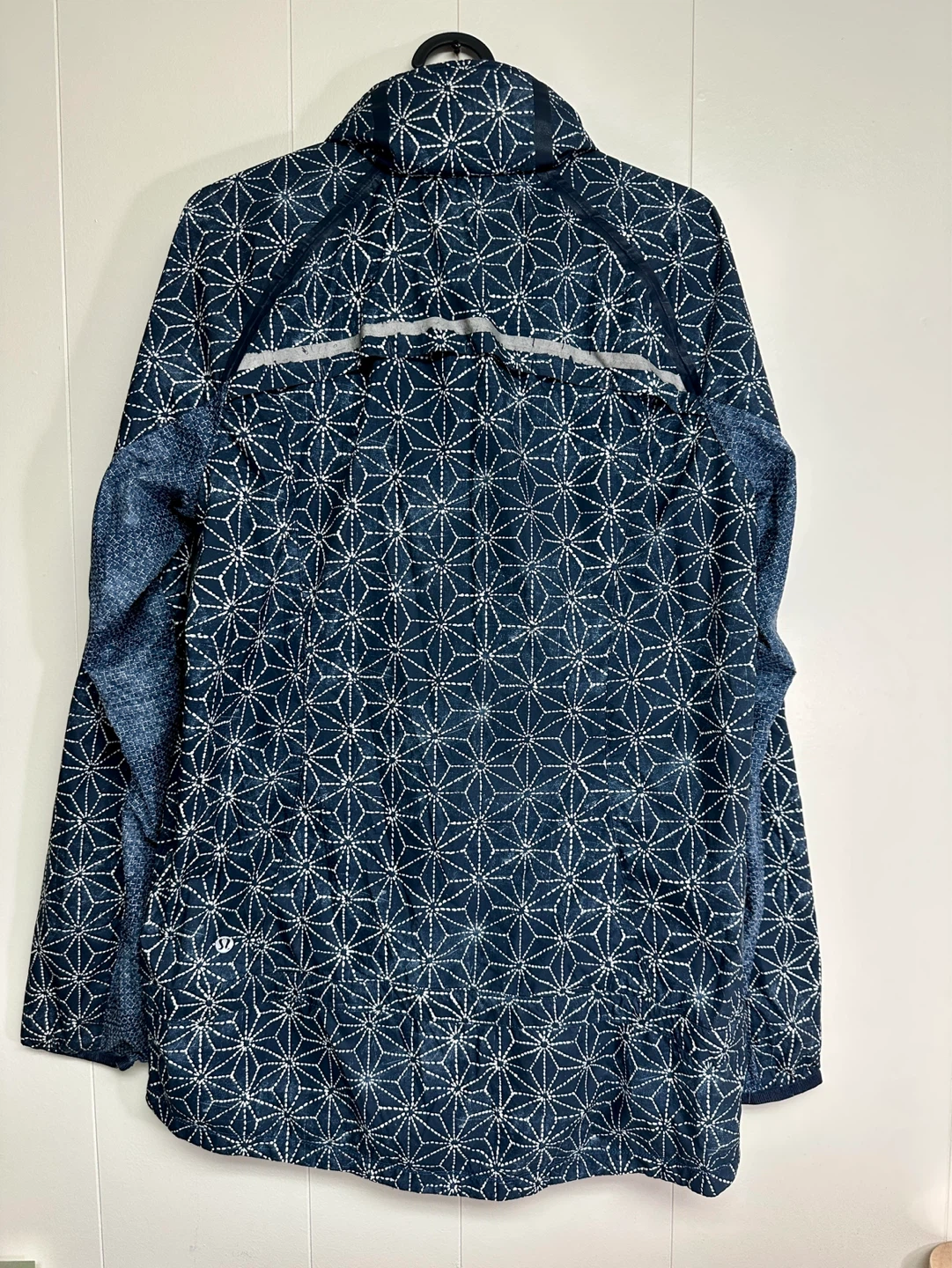Lululemon Miss Misty Water-Resistant Windbreaker Jacket - photo 2