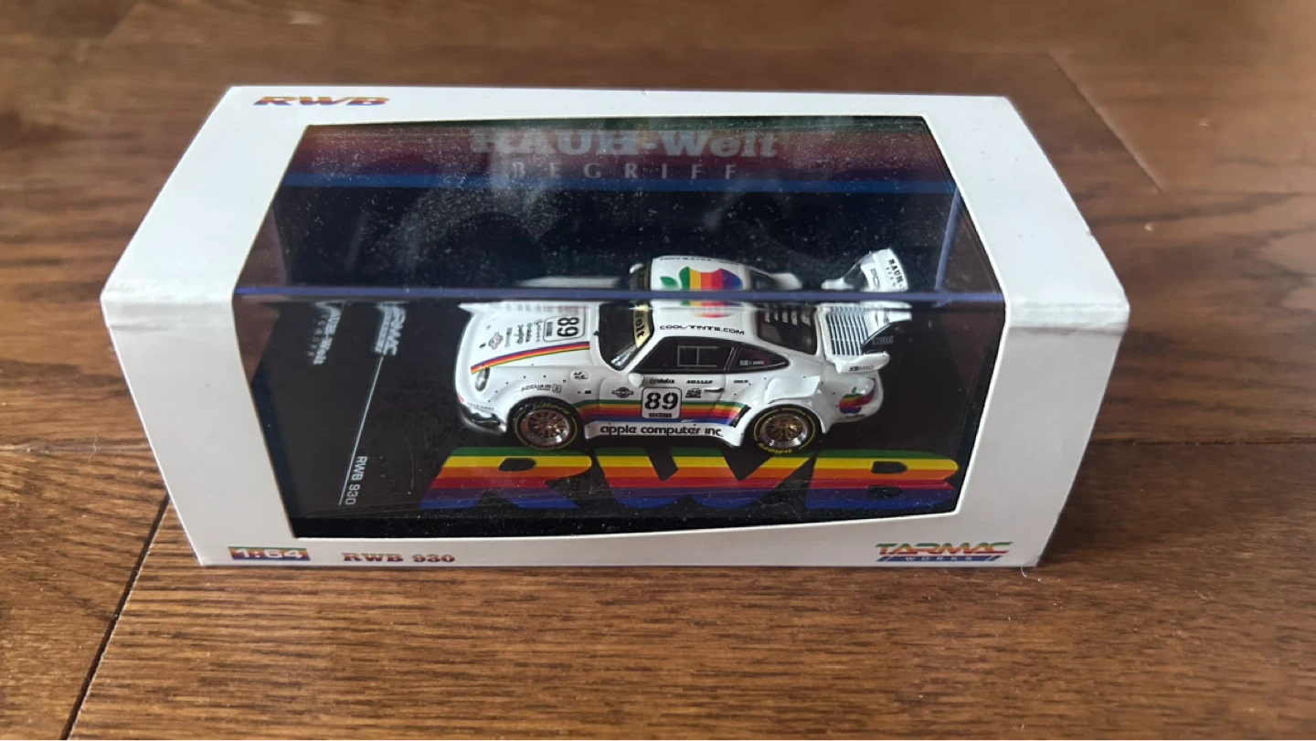 Tarmac Works RWB 930 Diecast Model Car 1:64 - photo 2