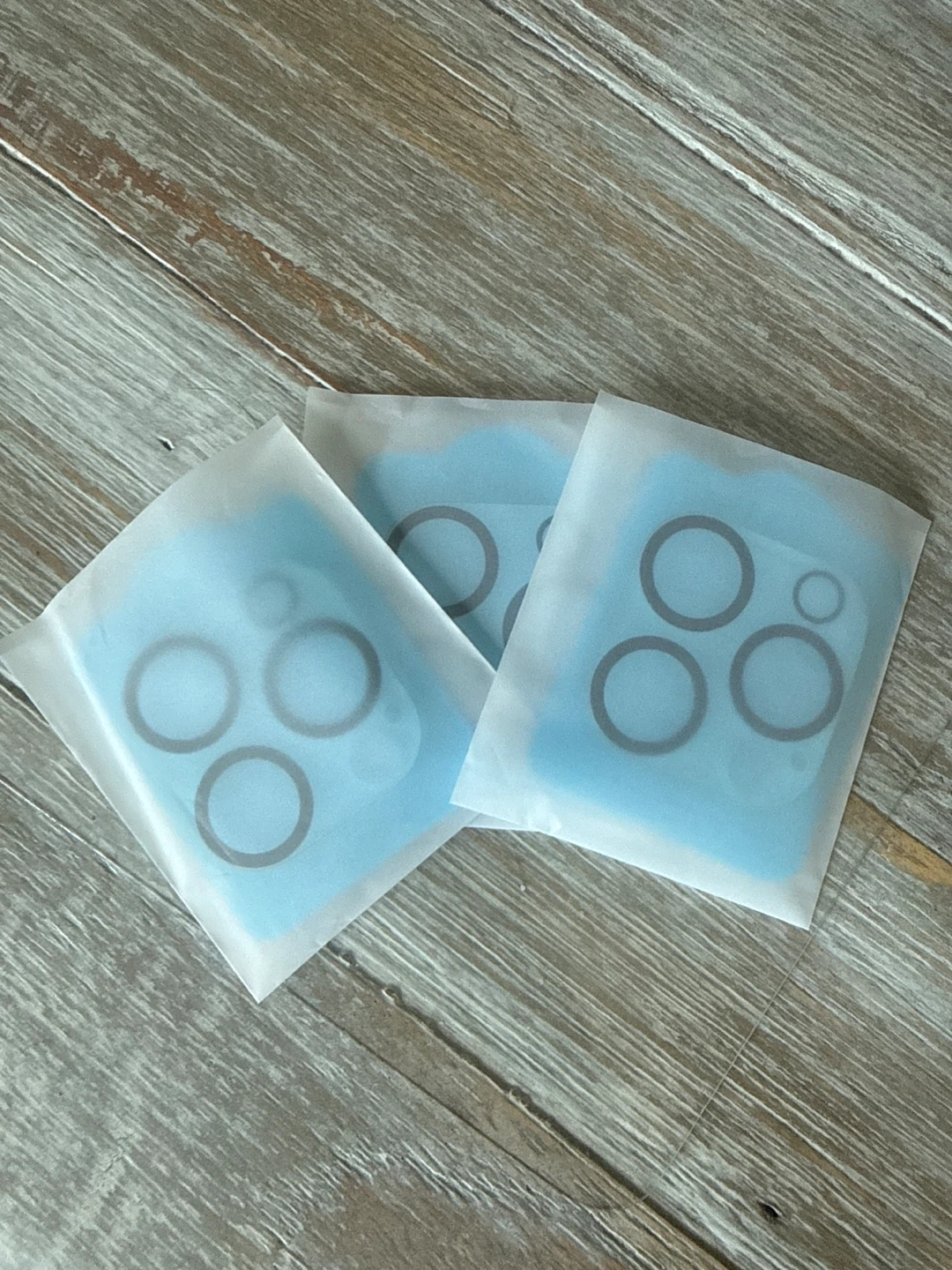 3 iPhone Glass Camera Lens Protectors - photo 2