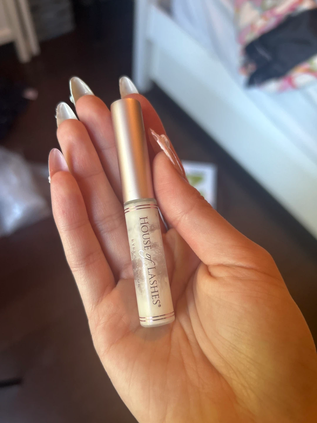 DRY House of Lashes Eyelash Glue