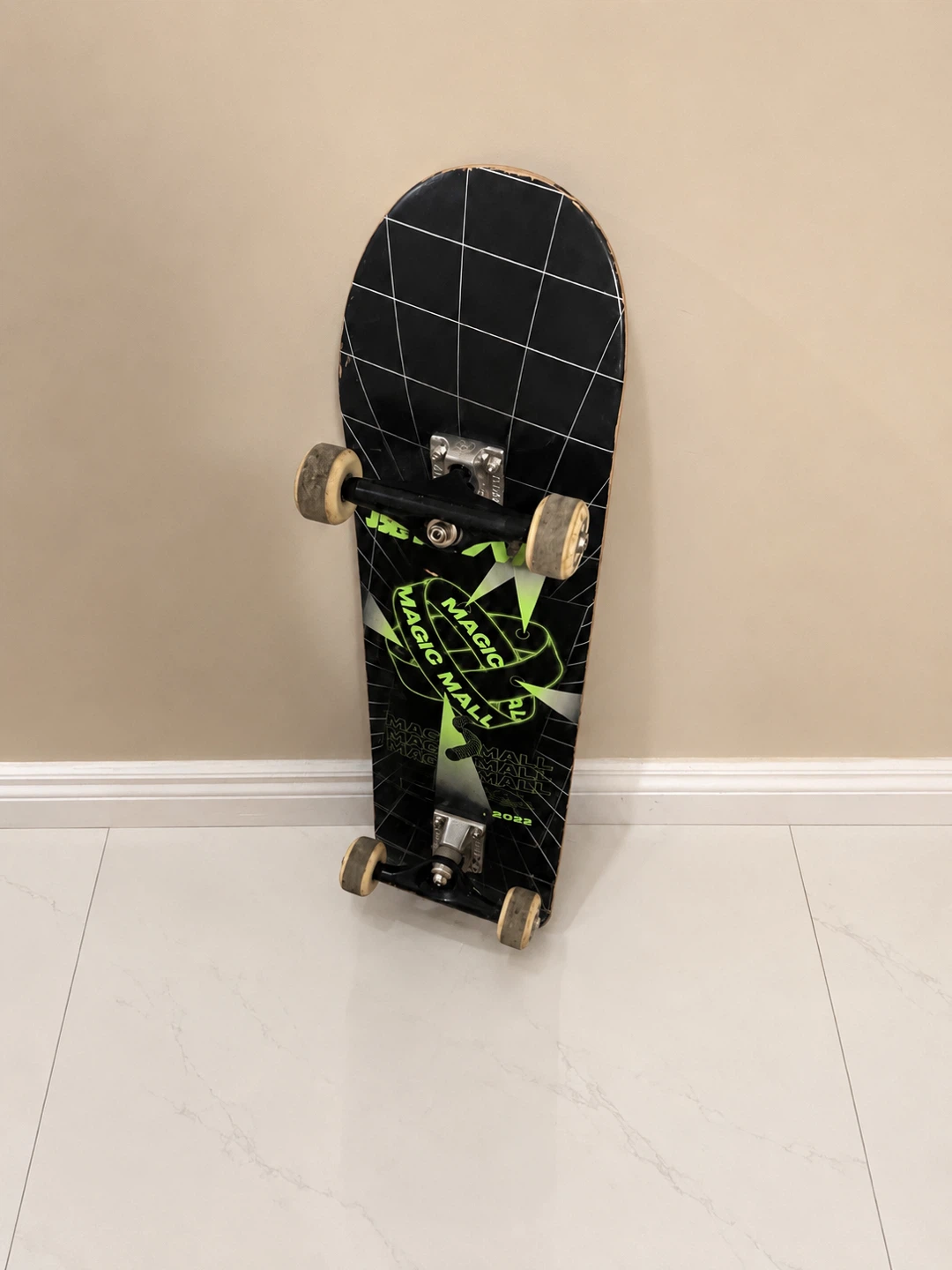 LB Skateboard