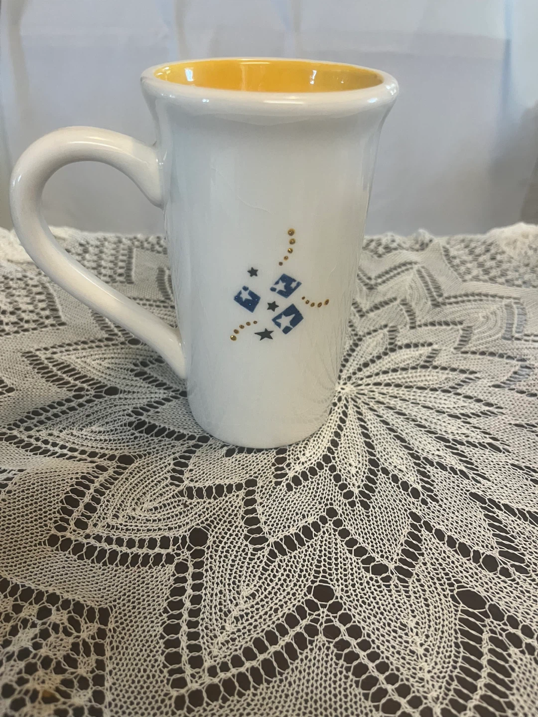 Celebrate Mug and tea cup with Red Cozy - photo 2