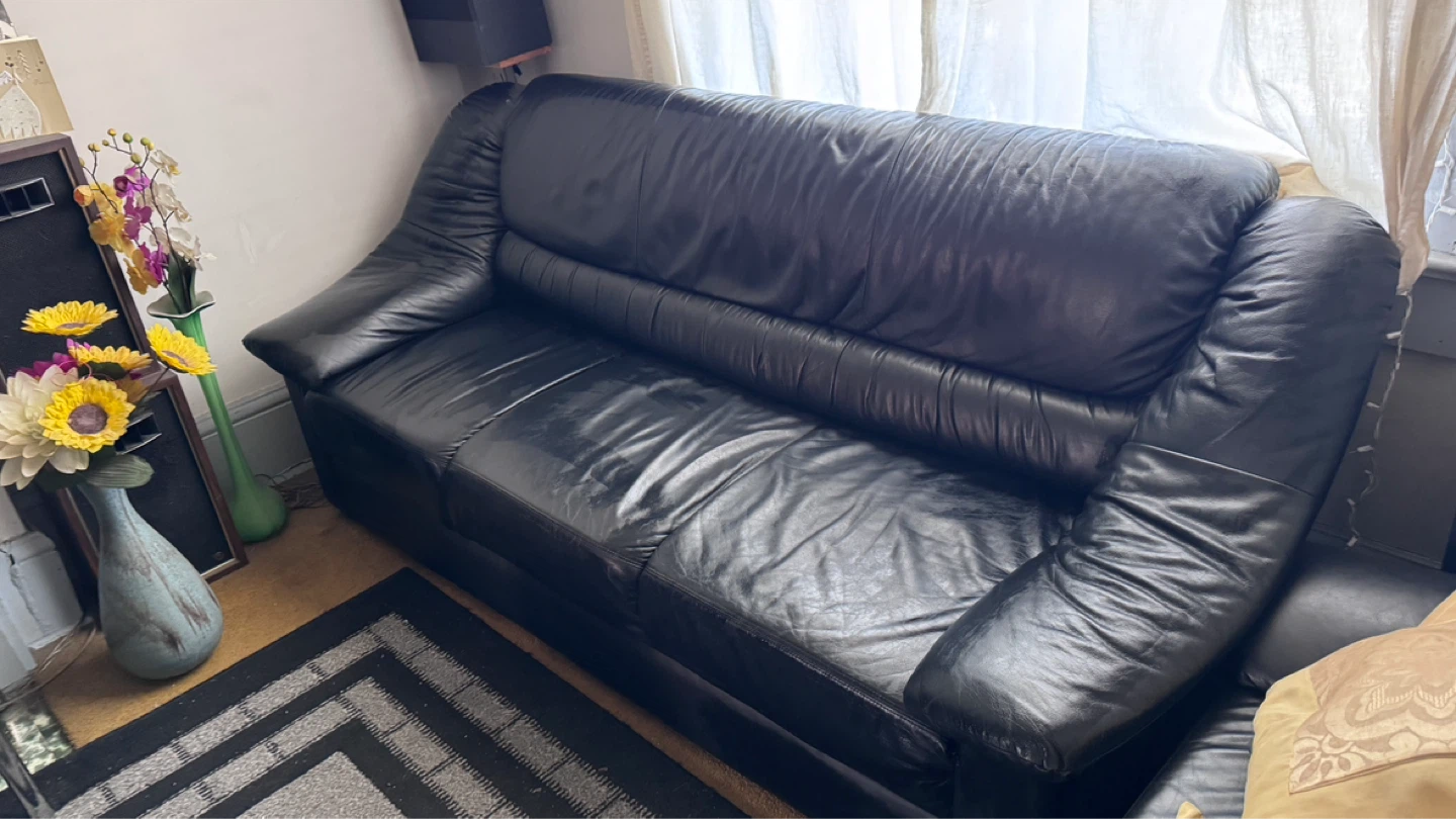 Black Leather Sofa - photo 2