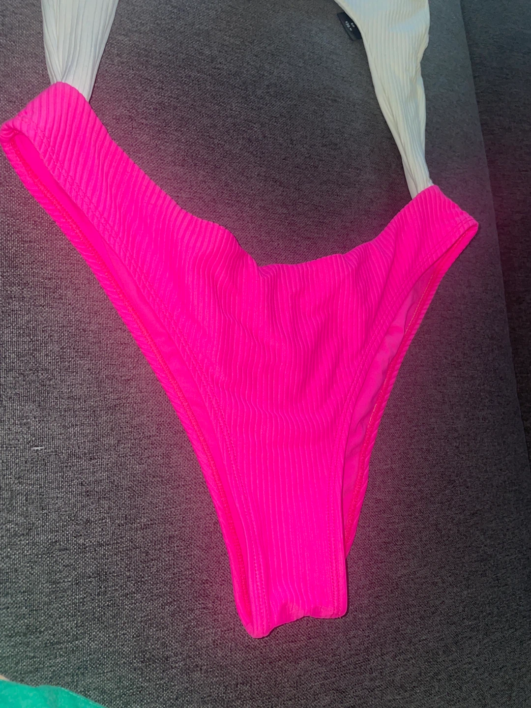 NWT - Kendall & Kylie White/Pink one piece swimsuit - photo 3