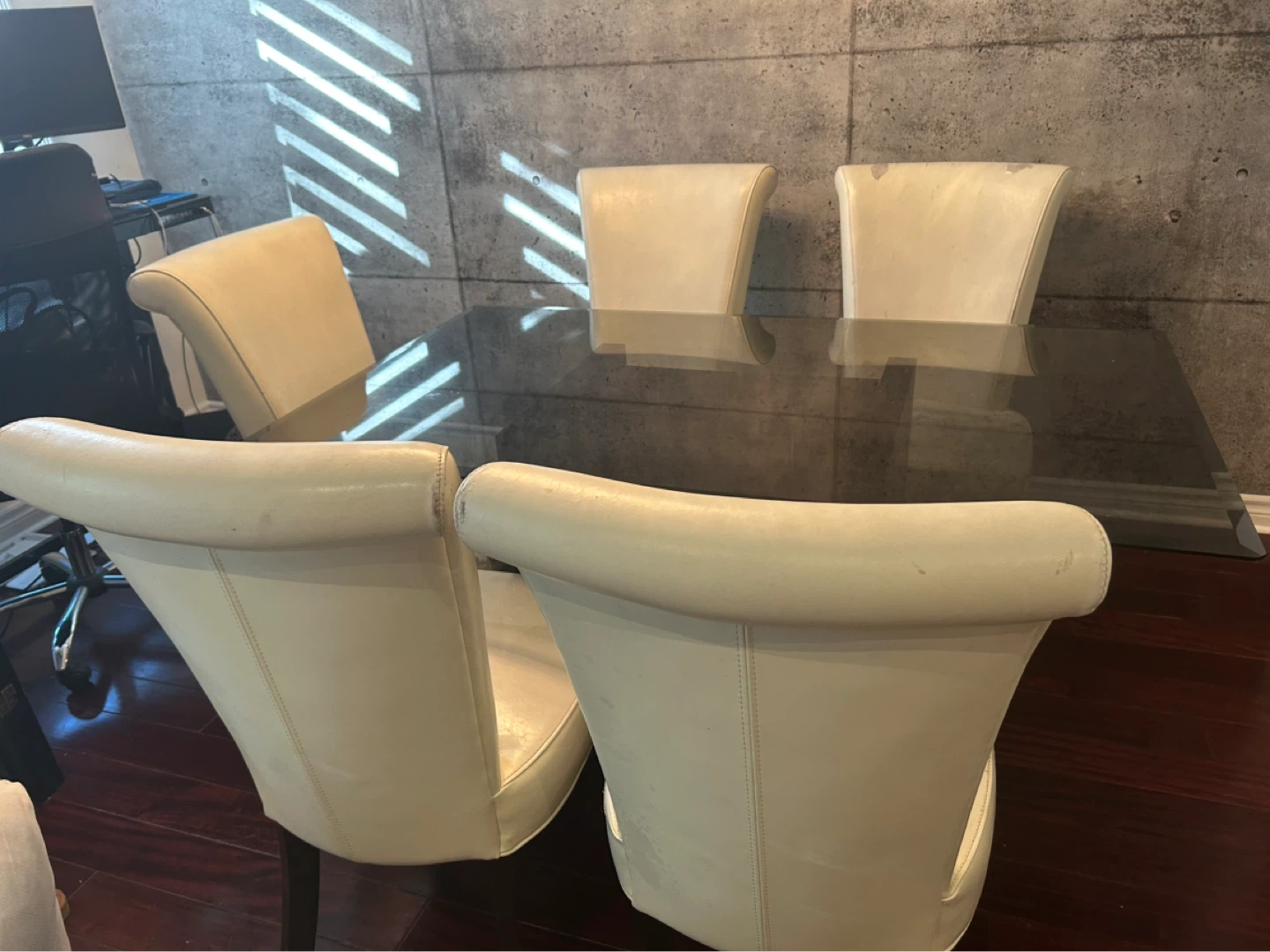 4 Dining Chairs
