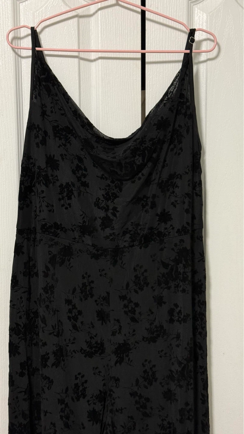 Black Floral Jumpsuit (XL) - photo 2
