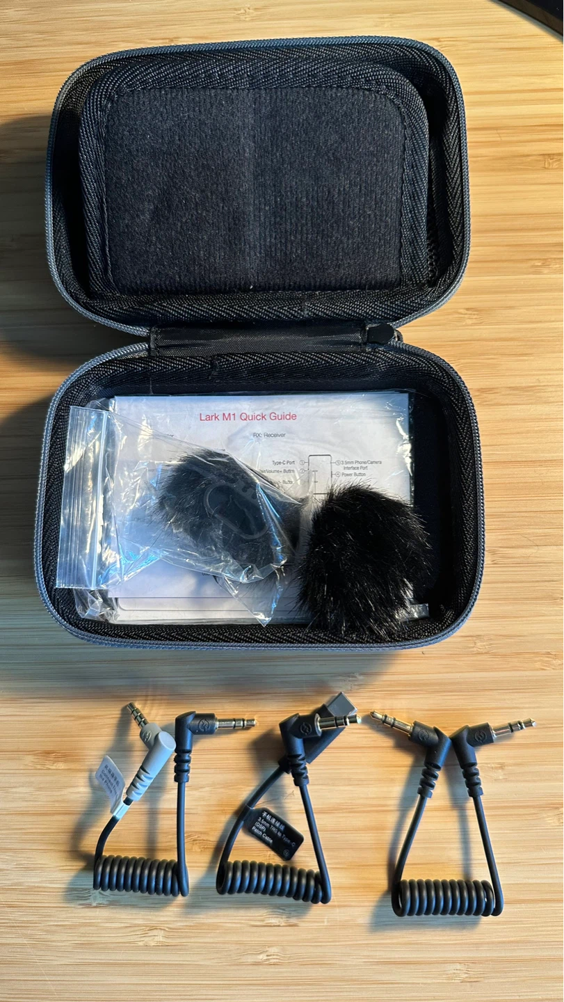 Hollyland Lark M1 Wireless Microphone System - photo 4
