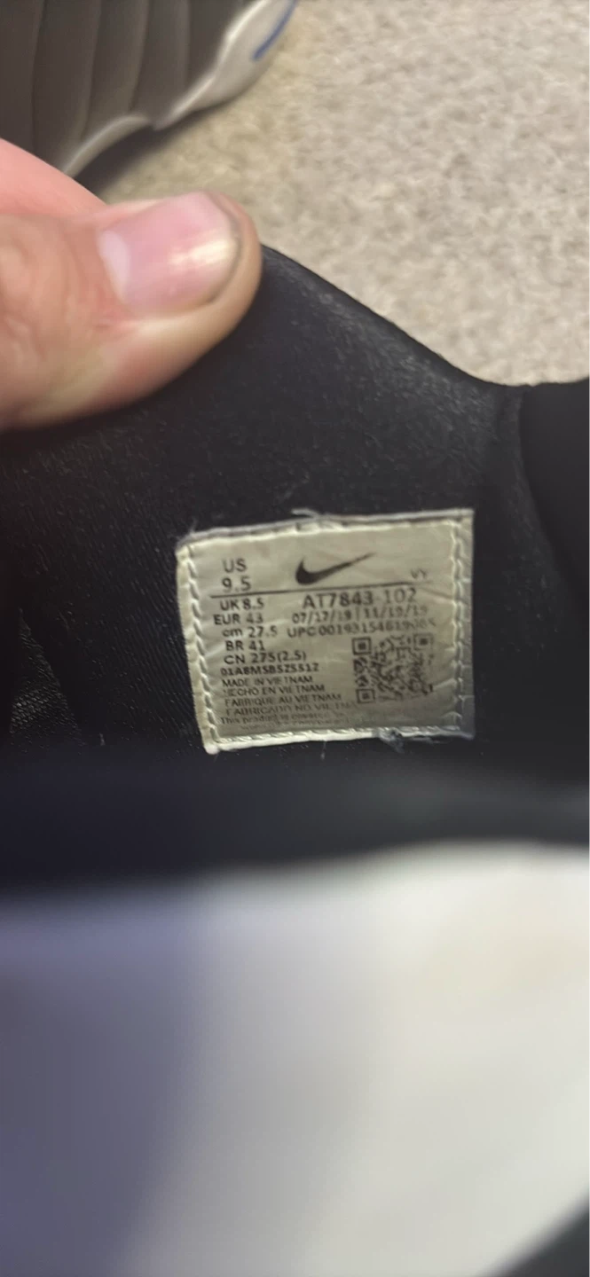Nike shox BB4 size 9.5