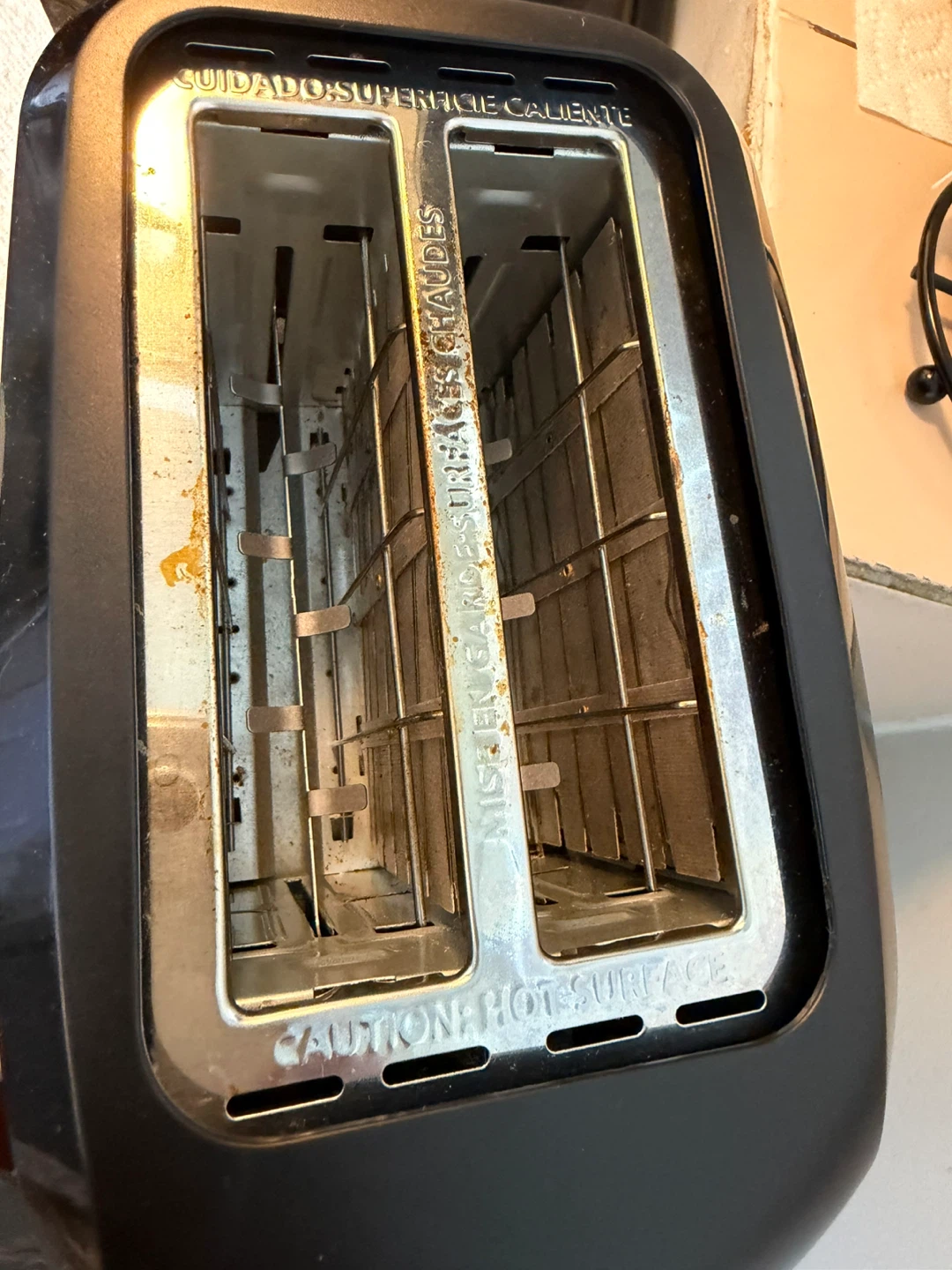 Black 2-Slice Toaster - photo 2