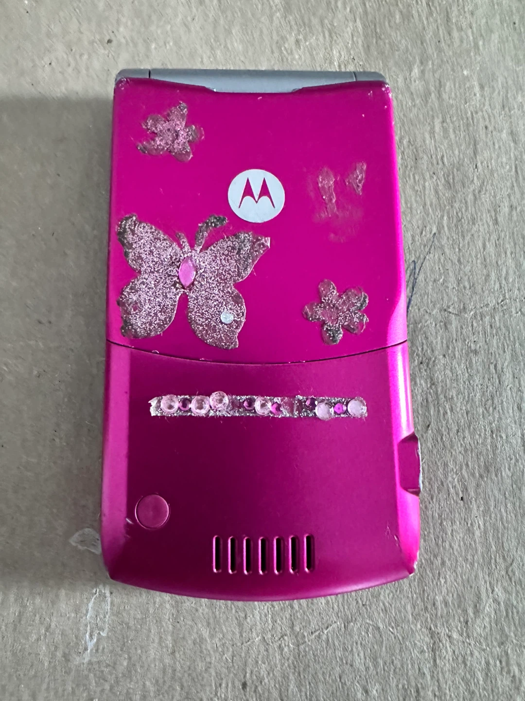 Motorola RAZR V3m Pink Cell Phone - photo 3