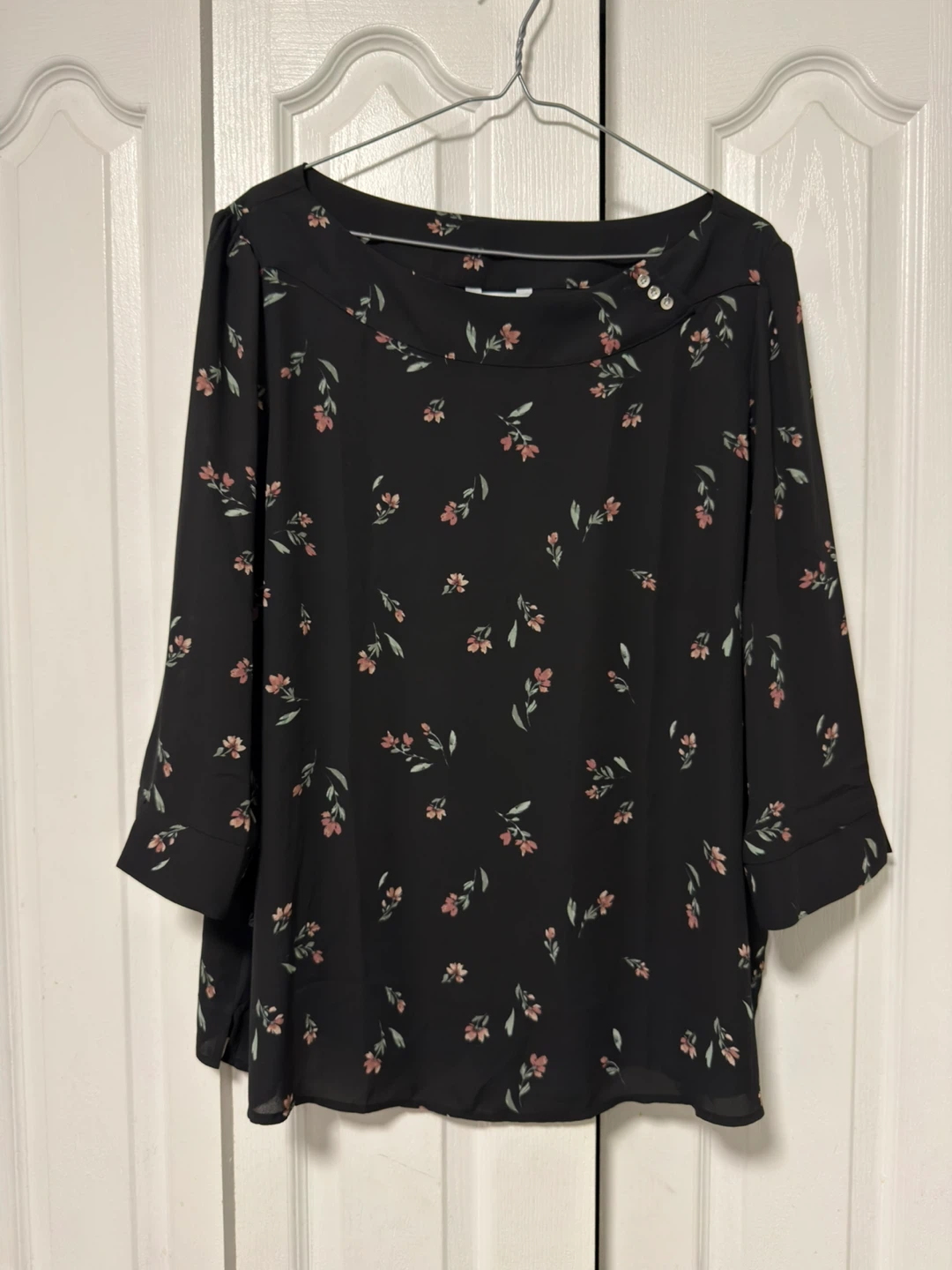 Black floral blouse (xxl)