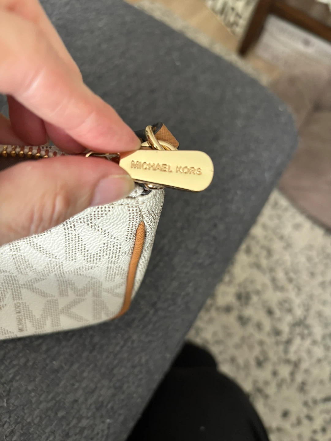 Michael Kors canvas purse - photo 5