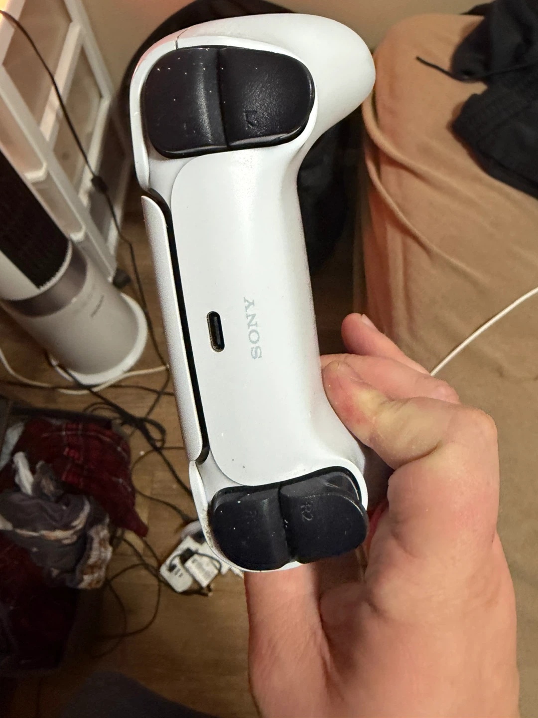 Sony PlayStation 5 DualSense Wireless Controller - White - photo 2