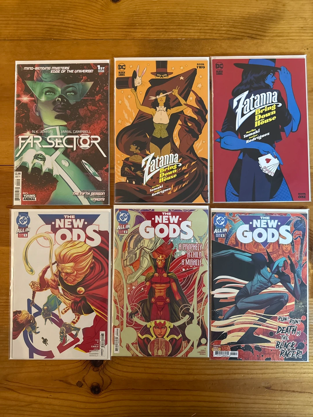 Collection of modern DC Comics (lot of 23) - photo 2
