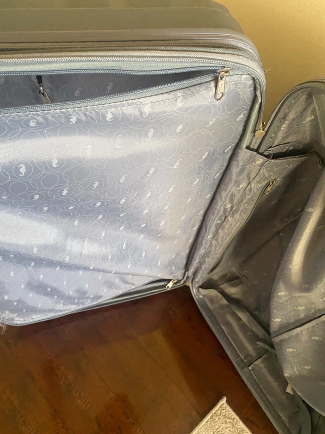 Delsey Luggage Suitcase - photo 3