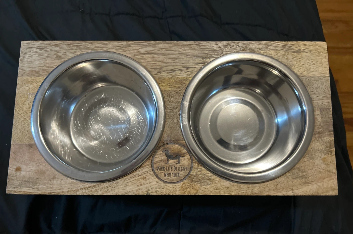 Dog Bowl Stand with Bowls