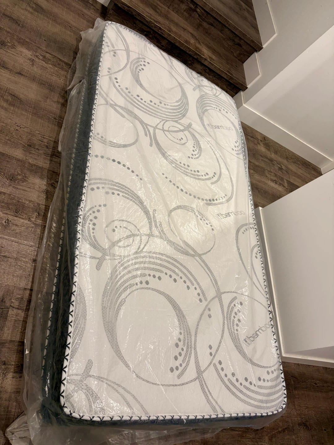 Twin mattress new in plastics wrap - photo 2
