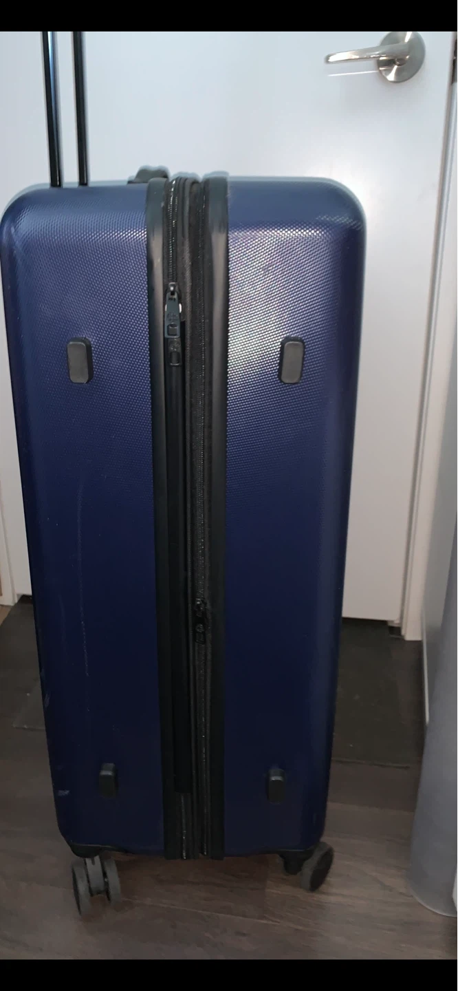Large Hardshell Suitcase - photo 5