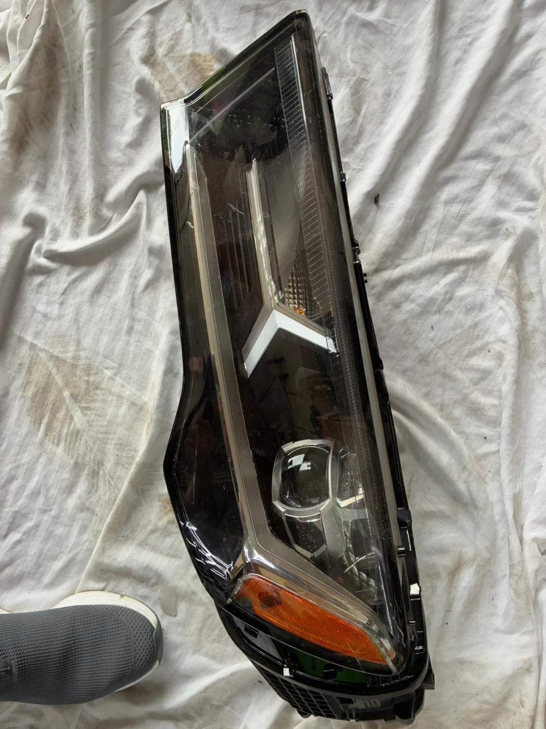 Audi A4 S4 Headlight - Driver Side - photo 2
