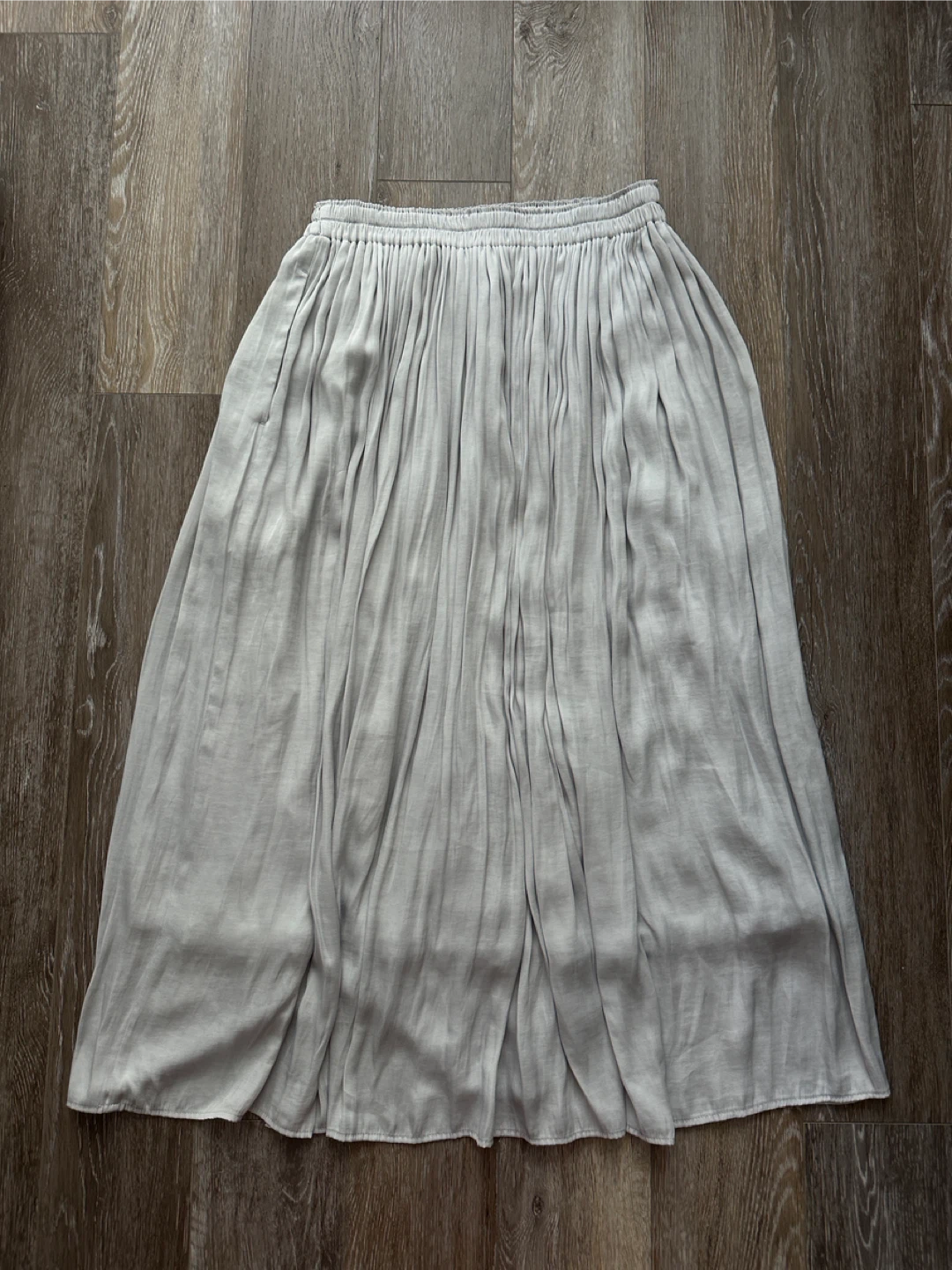 Uniqlo Grey Pleated Maxi Skirt with Pockets S