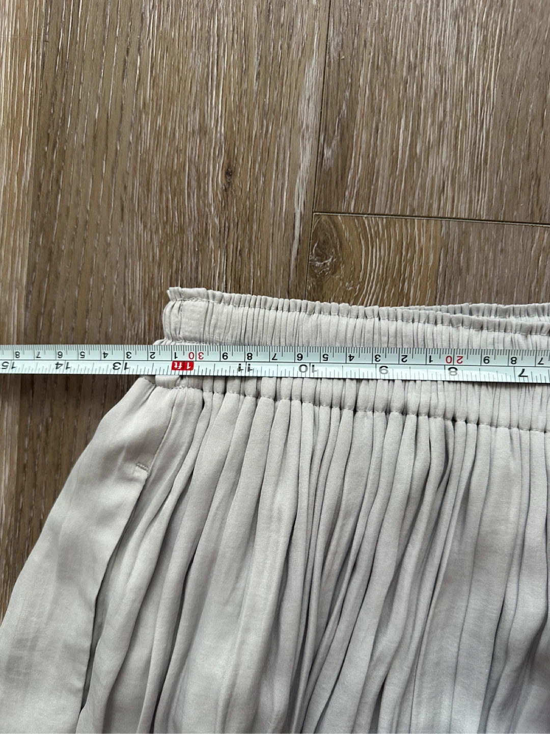 Uniqlo Grey Pleated Maxi Skirt with Pockets S - photo 4