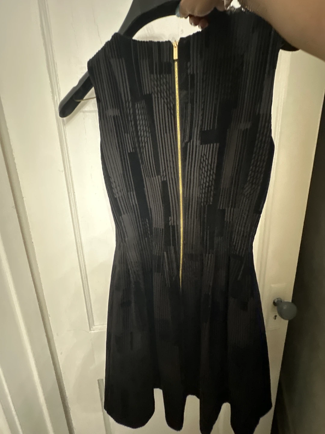 Calvin Klein Black Textured Sleeveless Dress - photo 3
