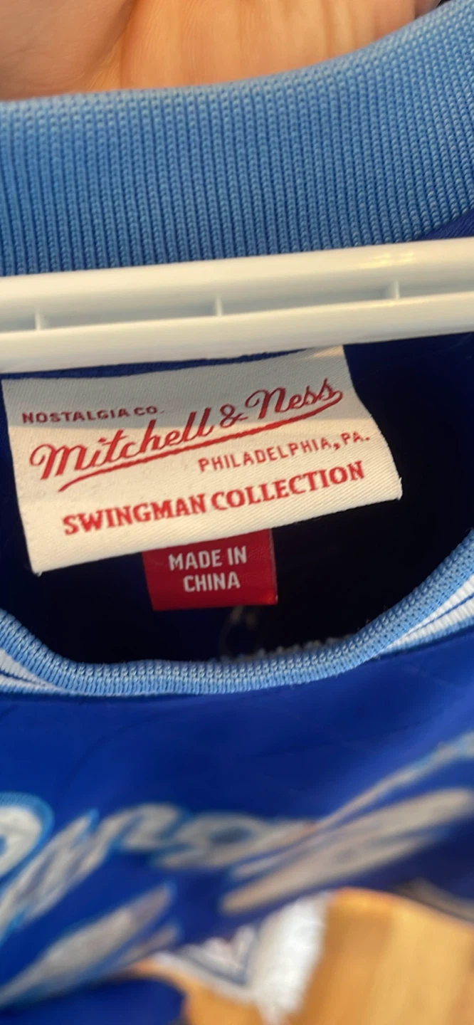 Los Angeles Lakers Elgin Baylor #22 Mitchell & Ness Swingman - photo 3