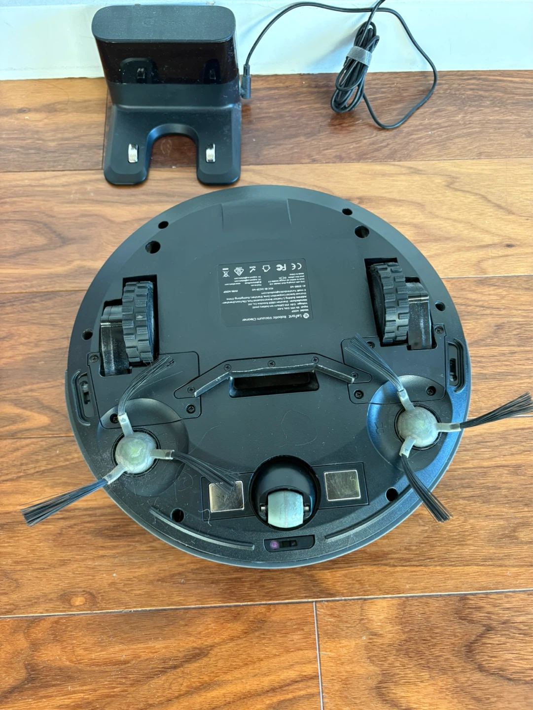 Lefant Robot Vacuum - photo 3