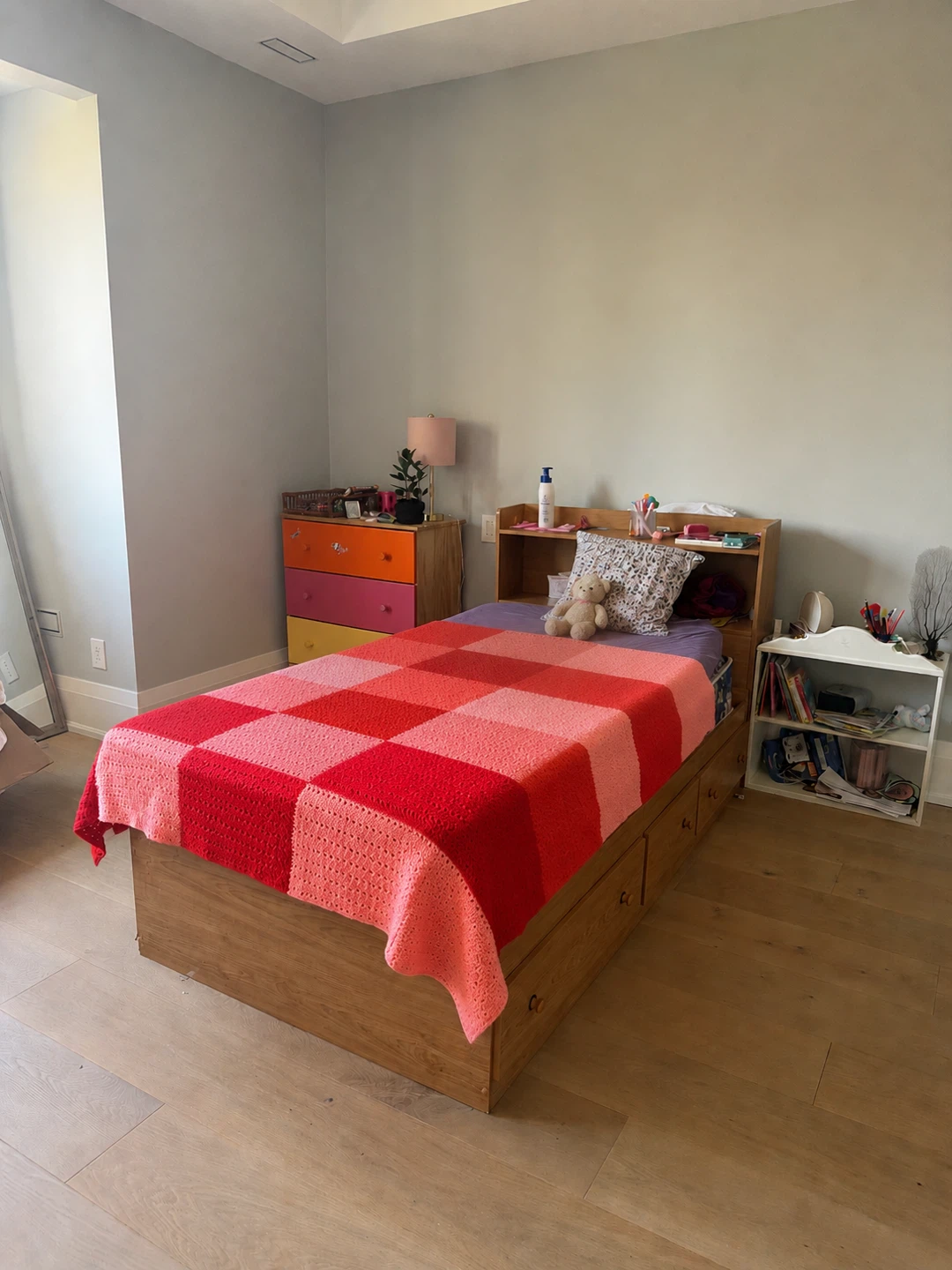 Twin Bed Frame with Headboard & drawers