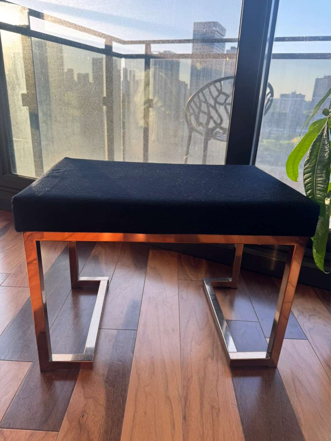 Black Asthetic Stool